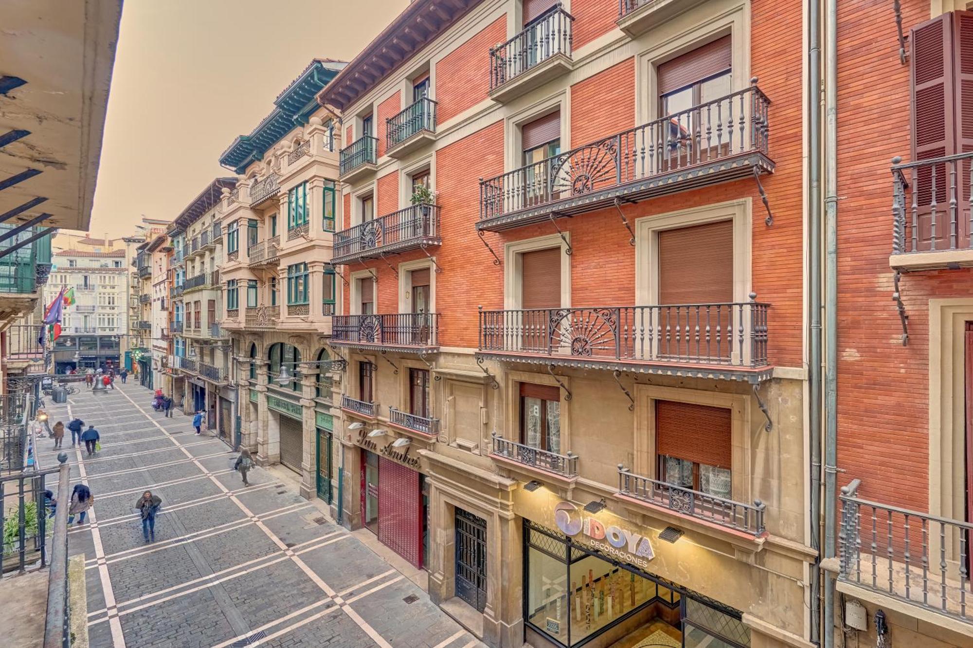 Heart Of Pamplona Apartments III By Clabao Extérieur photo